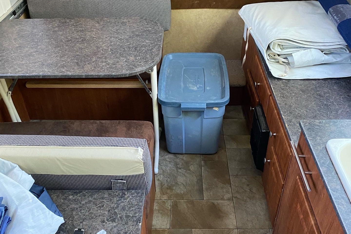 Miranda's Jayco 1207 Tent Trailer