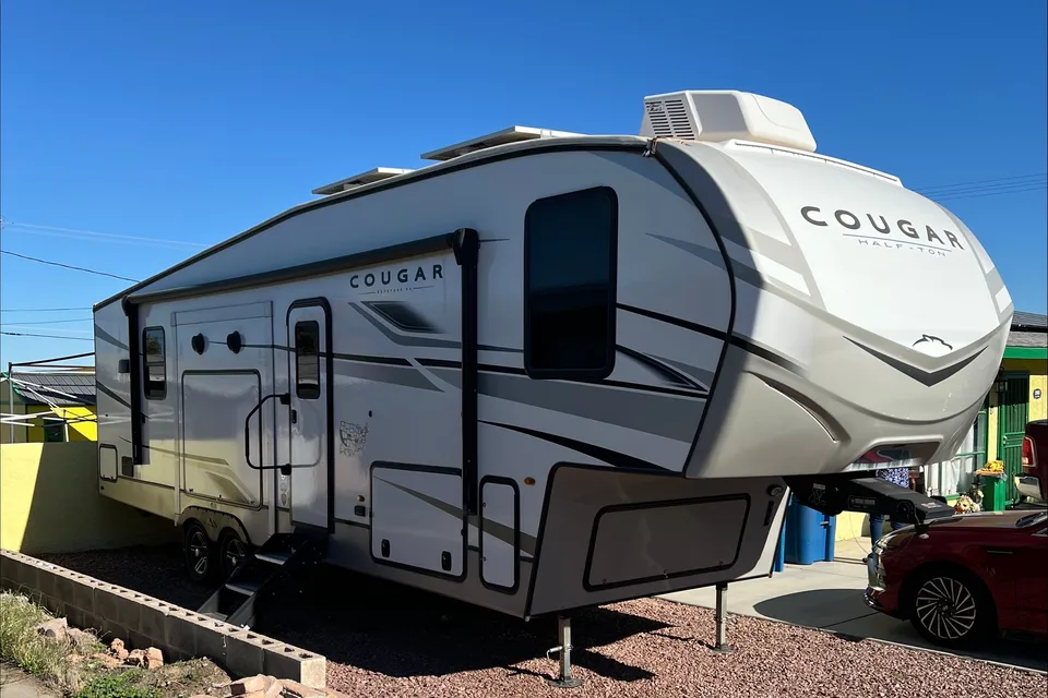 Steven's Keystone 29rks Fifth Wheel