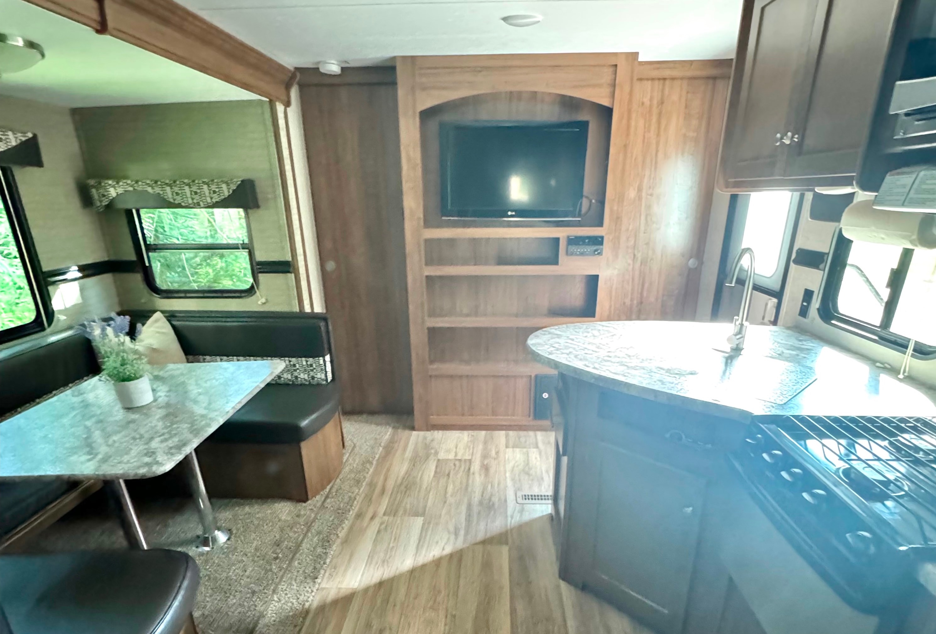 Dutchmen Aspen Travel Trailer
