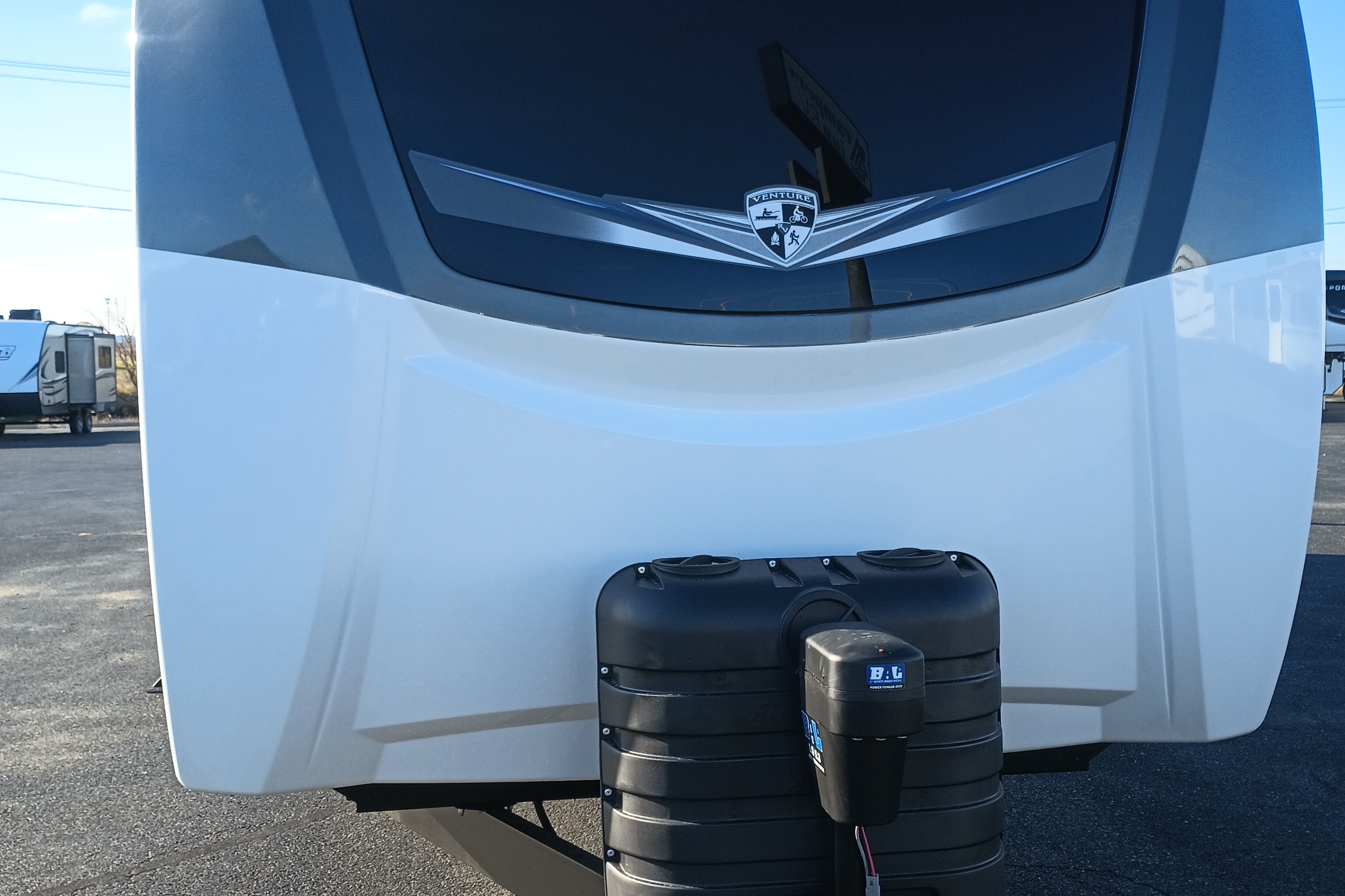 Tate and Allison's Venture SportsTrek Touring Edition Travel Trailer