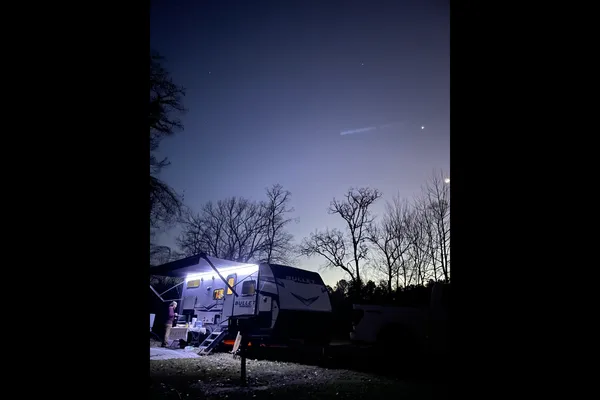 Happy Glamping w/ Campfire Reverie