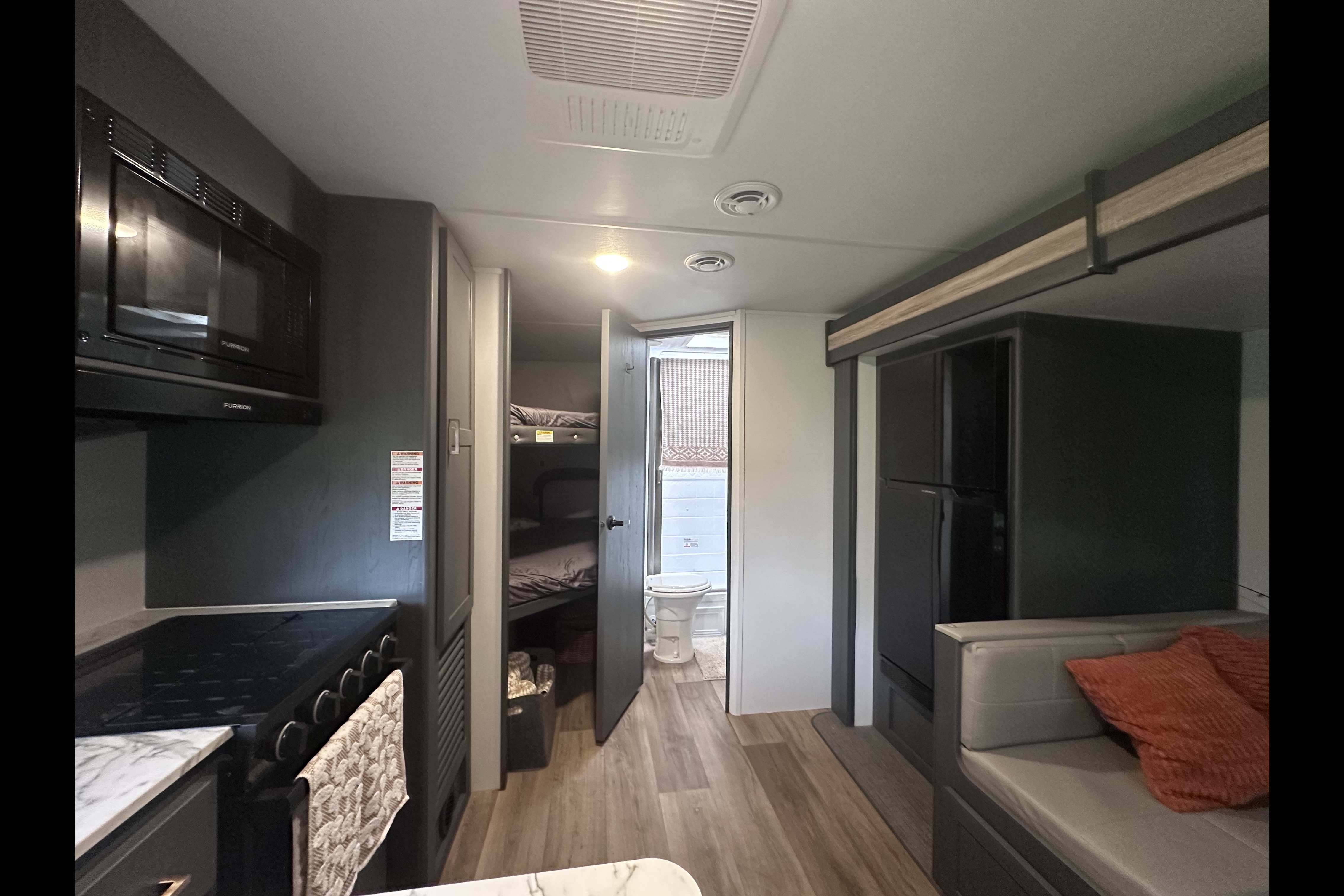 Happy Glamping w/ Campfire Reverie