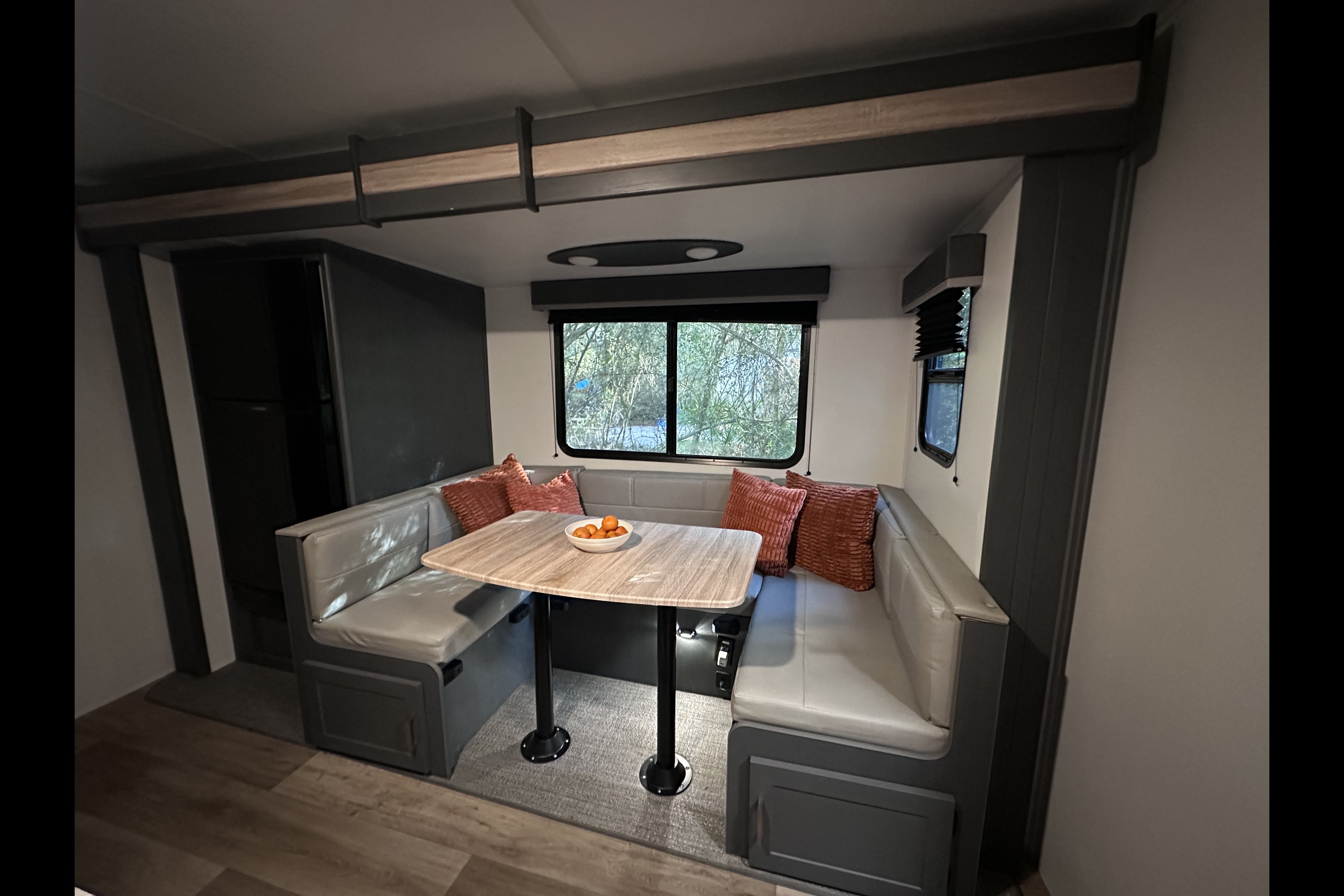 Happy Glamping w/ Campfire Reverie