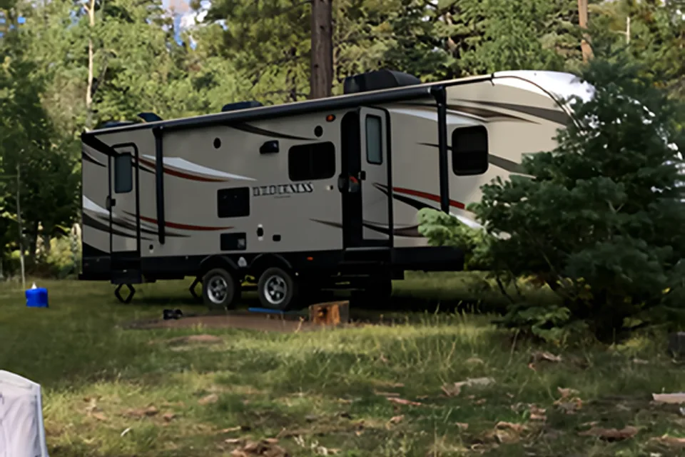 Pet Friendly 2016 Wilderness by Heartland bumper pull camper