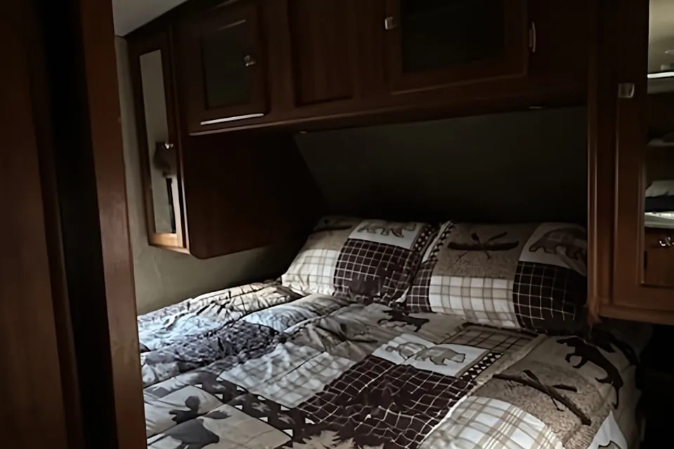 Pet Friendly 2016 Wilderness by Heartland bumper pull camper