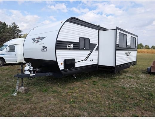 2024 Coachmen i-5 Edition; Sleeps 8