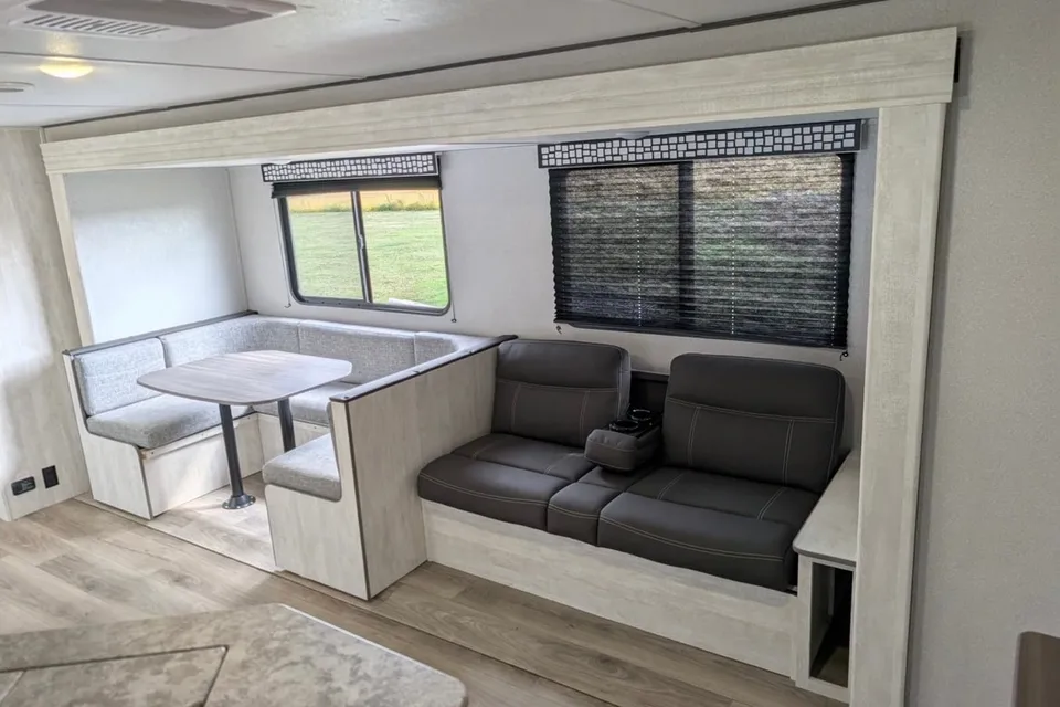 2024 Coachmen i-5 Edition; Sleeps 8