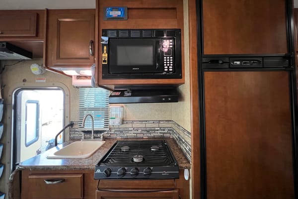 Thor Motor Coach Four wind Class C