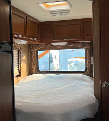 Thor Motor Coach Four wind Class C