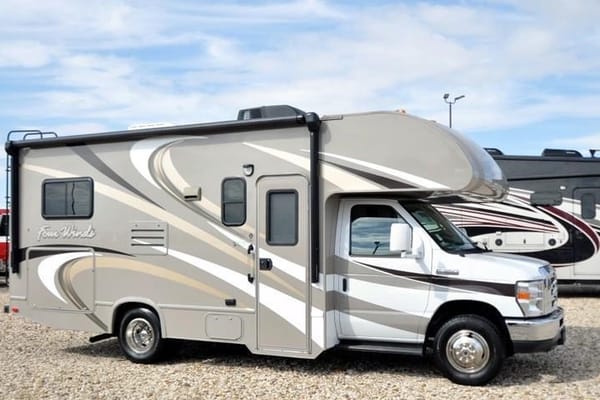 Thor Motor Coach Four wind Class C