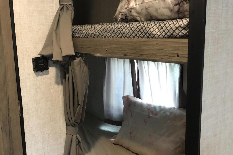 D&J (Dolly and Jay-ar) RV Rental