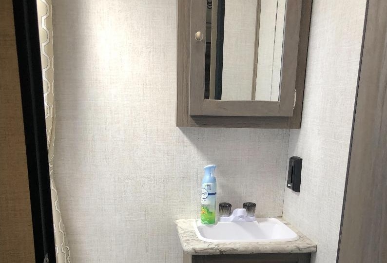 D&J (Dolly and Jay-ar) RV Rental
