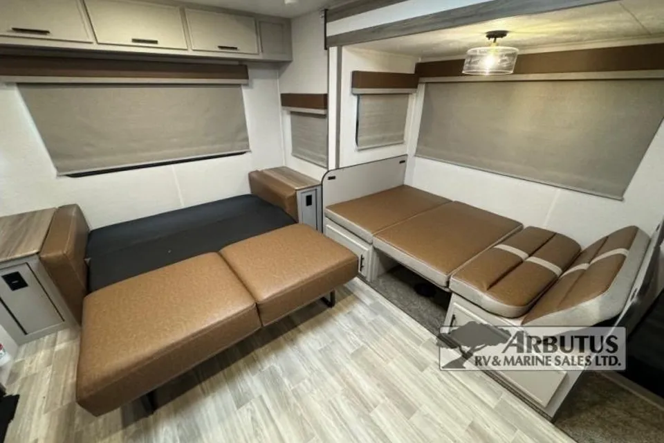 Your luxurious Escape Awaits!