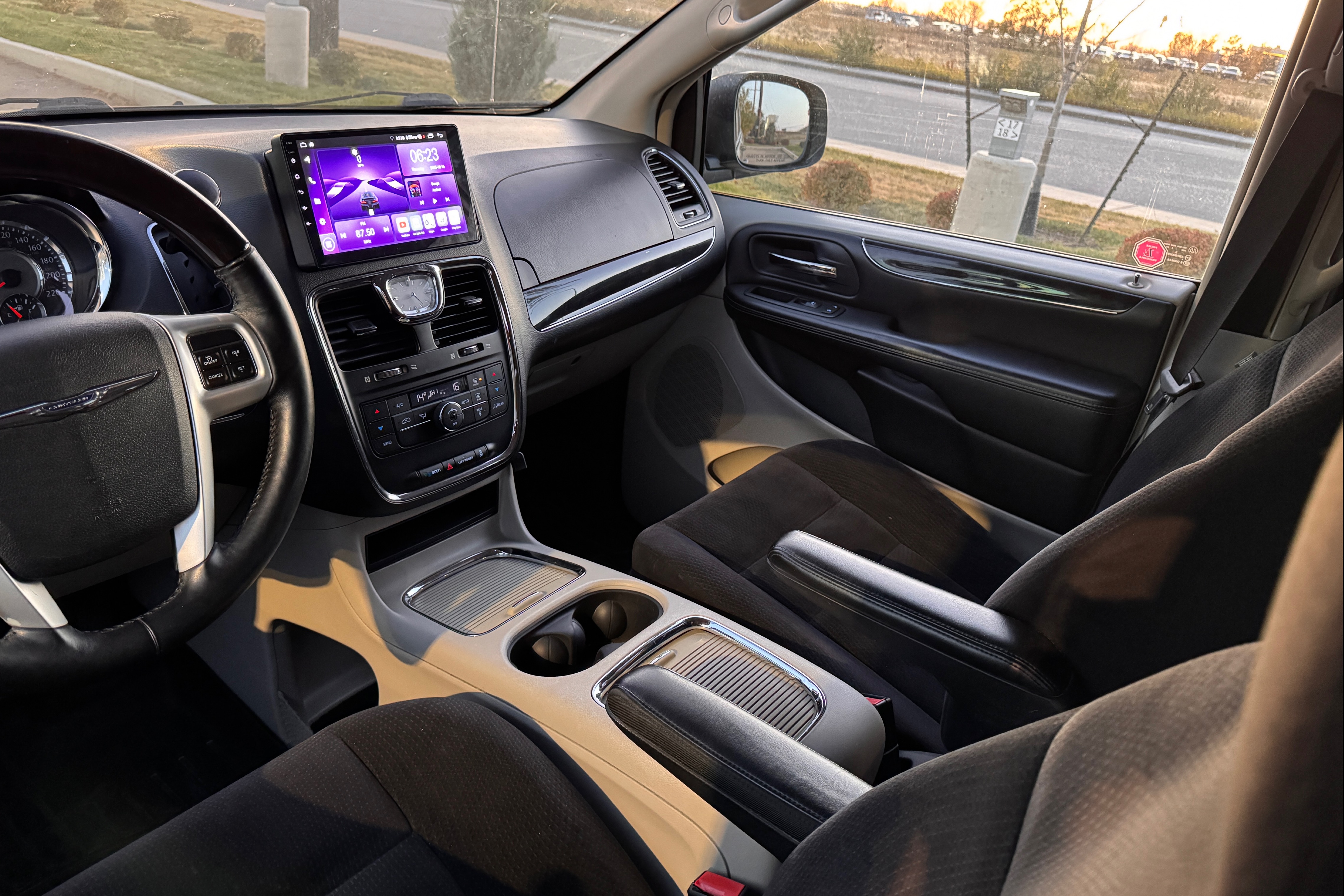 Minivan camper «Two On The Road»