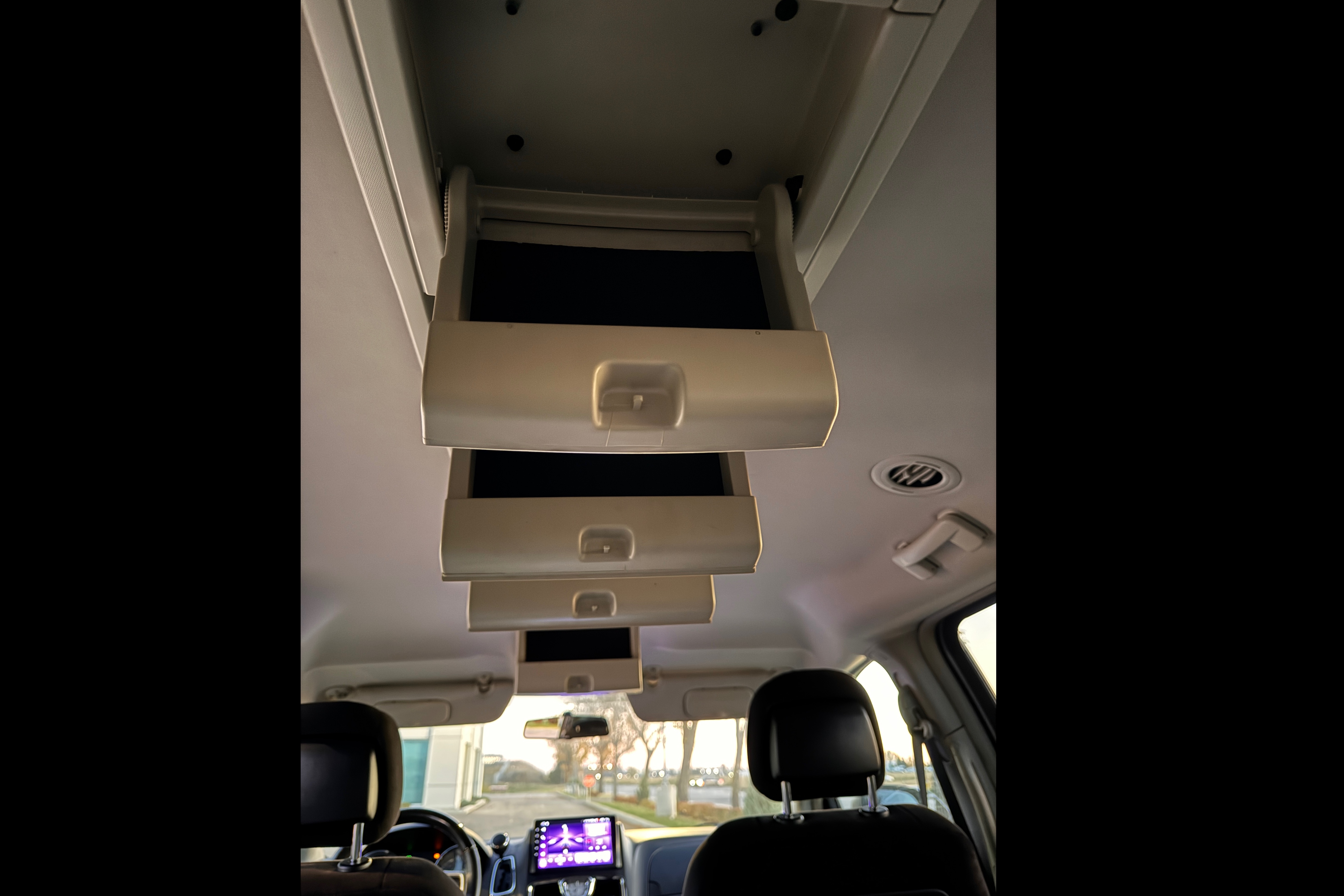 Minivan camper «Two On The Road»