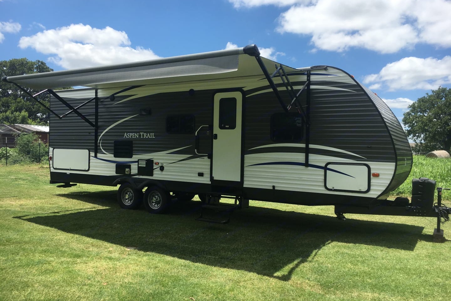Luxury Aspen Trail 2980BHS Travel Trailer