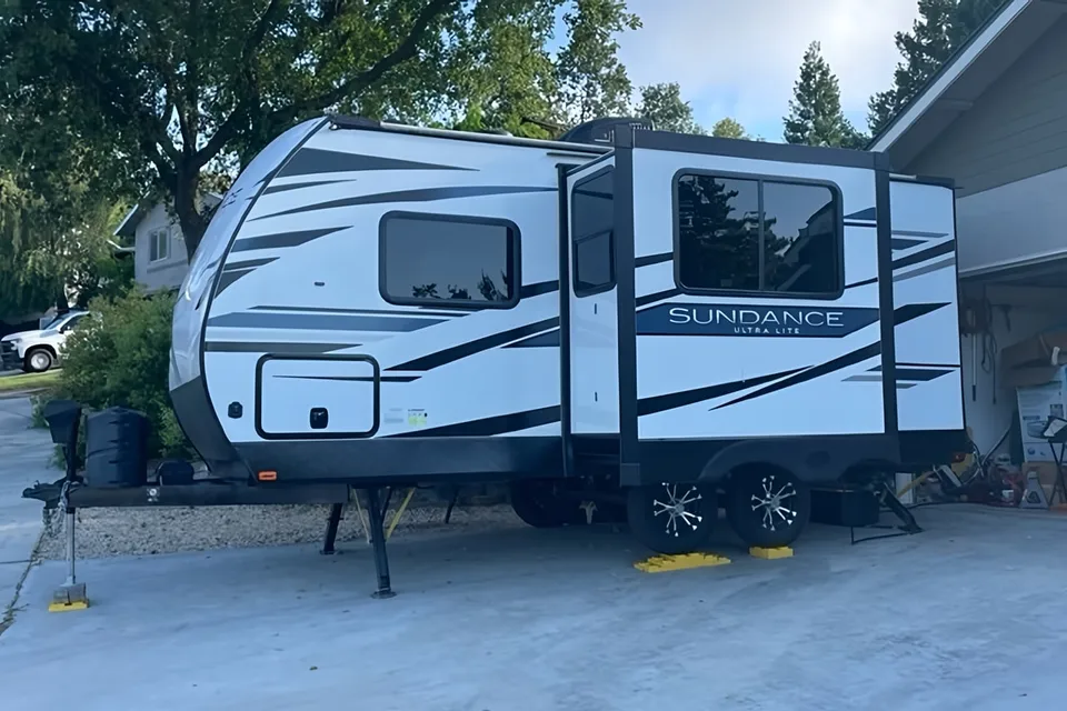 Family Fun Sundance  Travel Trailer