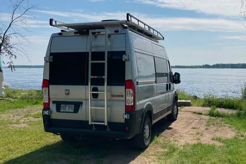 Hervé Promaster 2021 Class B