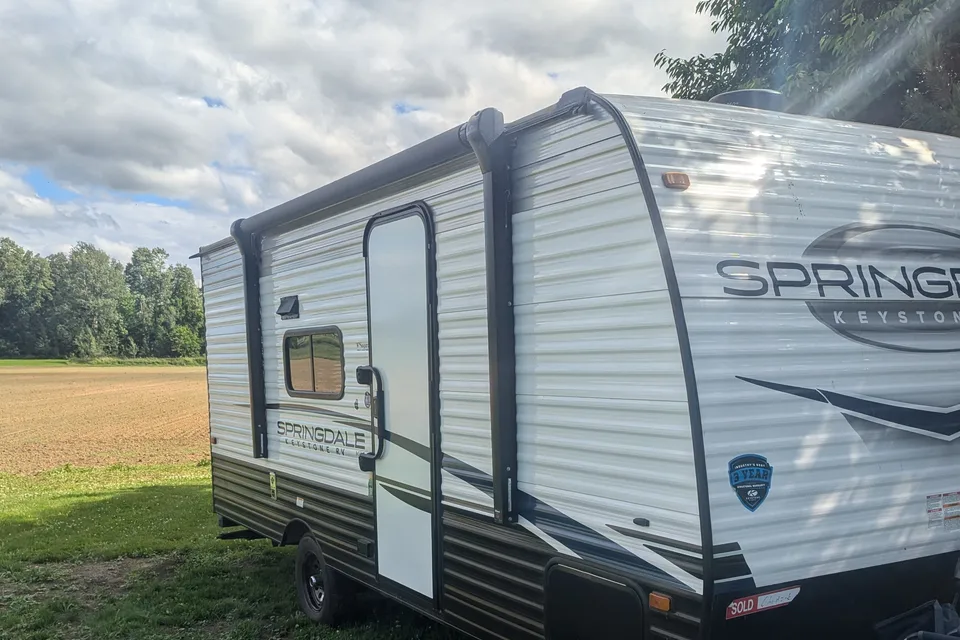 ROSS's MINI BUNK HOUSE