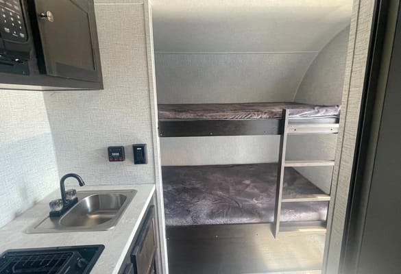 Braxton Creek Bushwacker Plus 17BH Micro Trailer