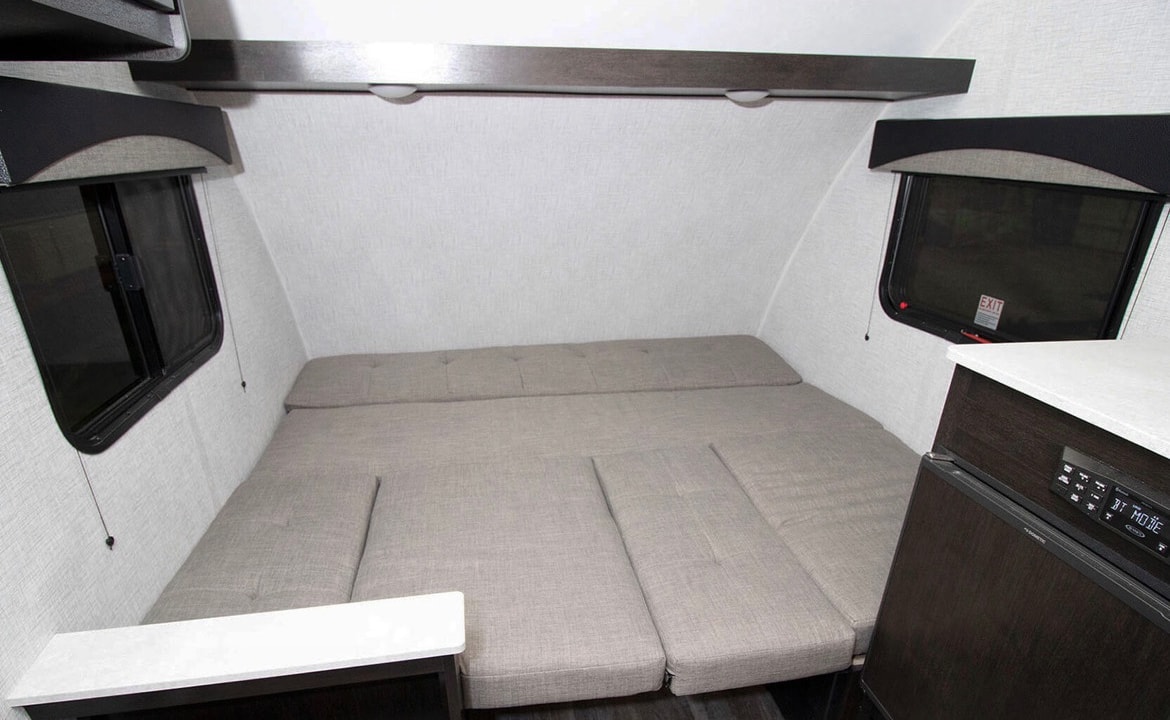  Braxton Creek  Bushwacker Plus 17BH Micro Trailer