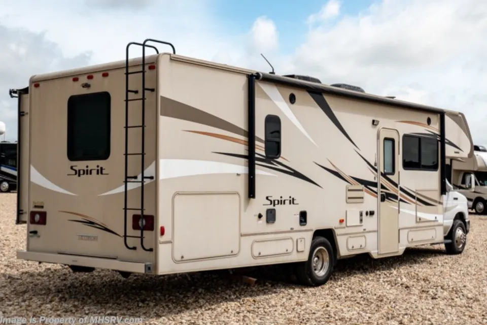 Family Road Trip RV | Sleeps 10 & Pet Friendly