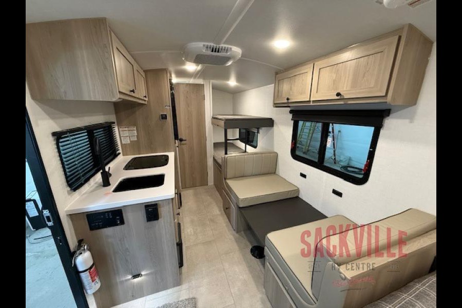 E & J’s RV Rental