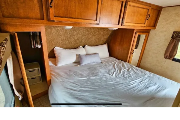 Paul's Apex Retreat