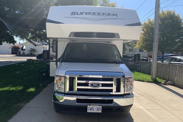 2022 Forest River Sunseeker LE