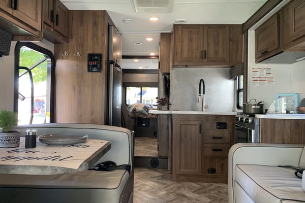 2022 Forest River Sunseeker LE