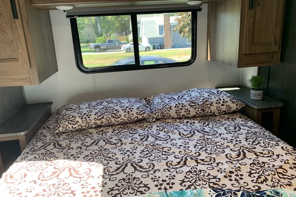 2022 Forest River Sunseeker LE