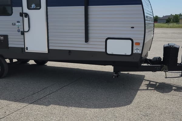 FAZ Forest River Avenger 24 BHS 29 Travel Trailer