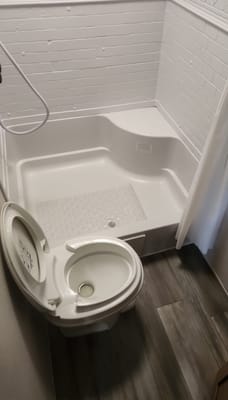 FAZ Forest River Avenger 24 BHS 29 Travel Trailer