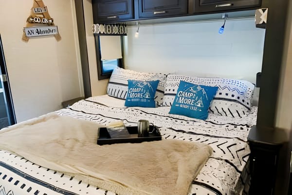 2022 CA Glamping Dreams w/DTV & WiFi