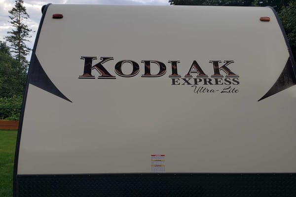 Trey's Dutchman Kodiak Travel Trailer