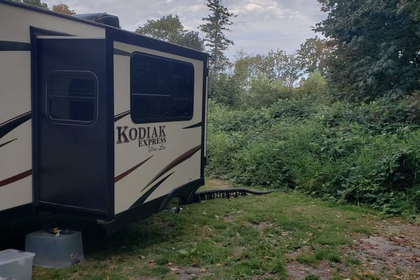 Trey's Dutchman Kodiak Travel Trailer