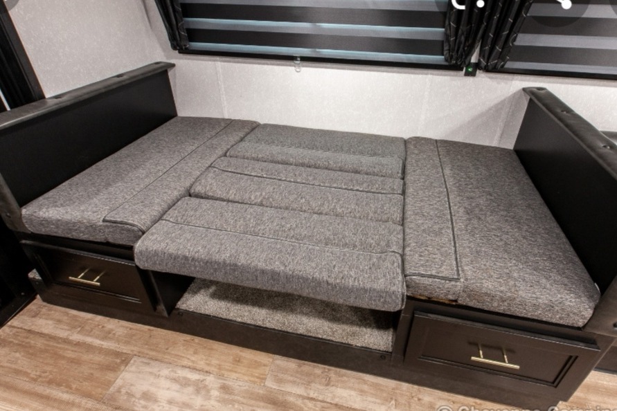2021 Cherokee Grey Wolf Travel Trailer