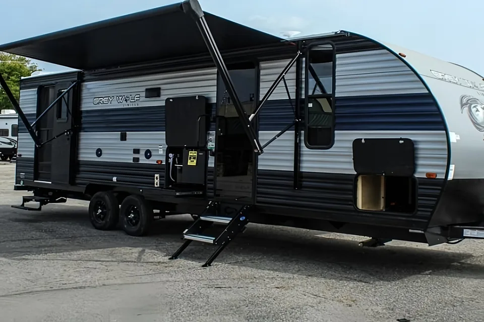 2021 Cherokee Grey Wolf Travel Trailer