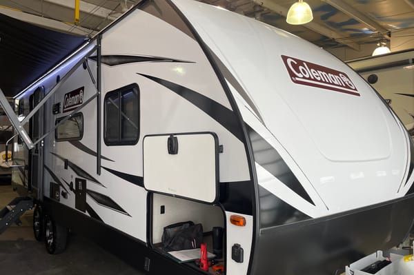 2022 Coleman 25Bhs Travel Trailer