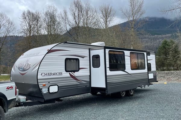 Roomy Bunkhouse Family Trailer