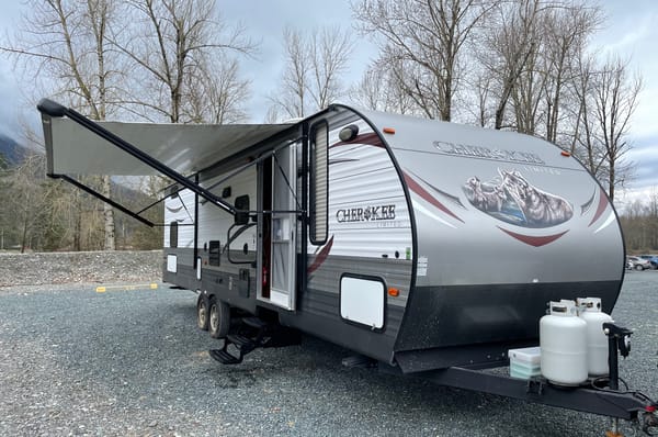 Roomy Bunkhouse Family Trailer