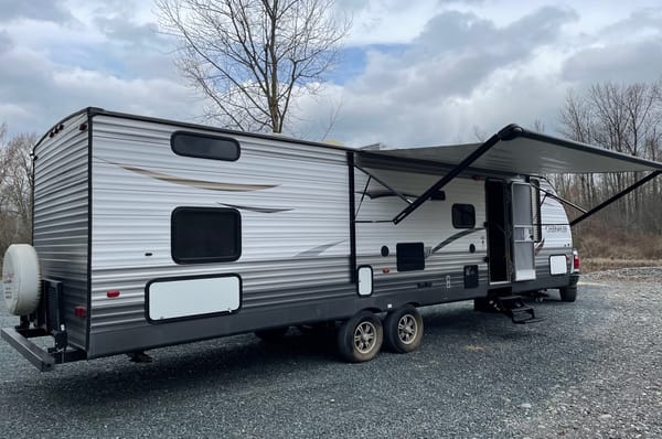 Roomy Bunkhouse Family Trailer
