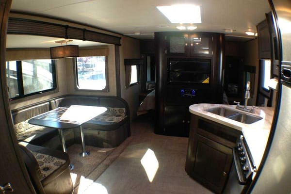 Kodiak Ultralite 240bhsl Travel Trailer - (AB Wildfires - Emergency Shelter Offering)