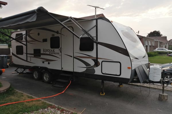 Dutchmen Kodiak Express