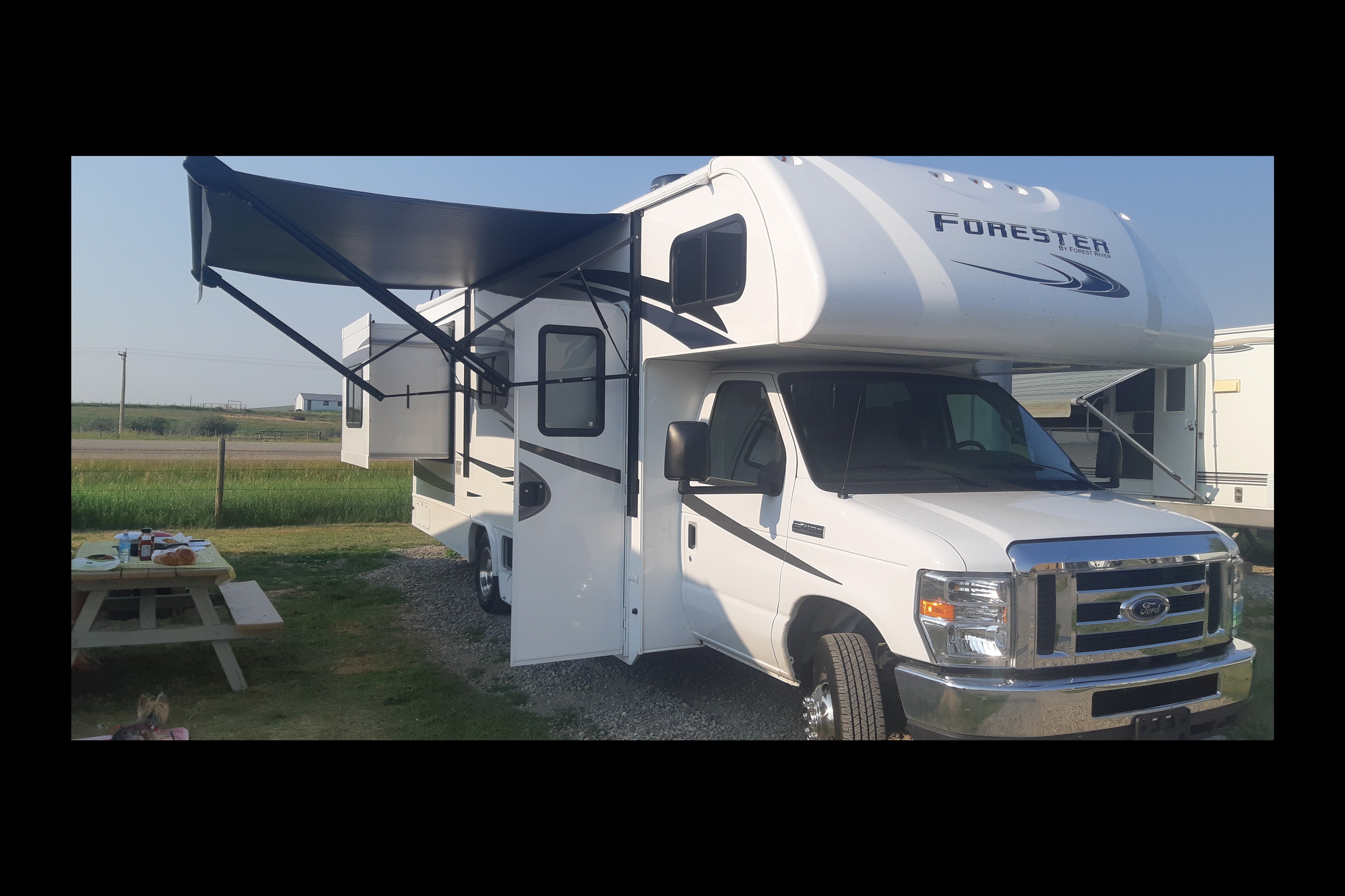 Christian and Angela's Forest River Forester 2551 dslef Class C