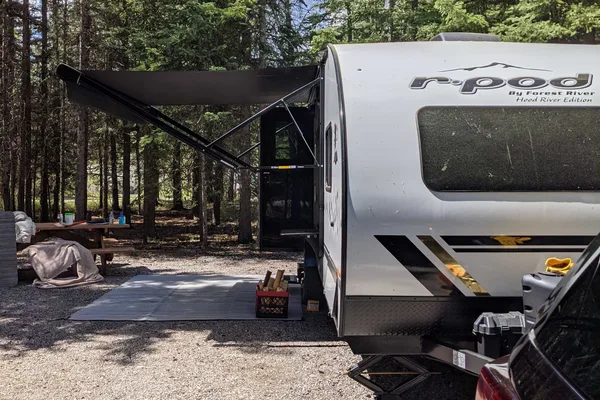 Tad: Small Rig, Big Adventures. 🐸