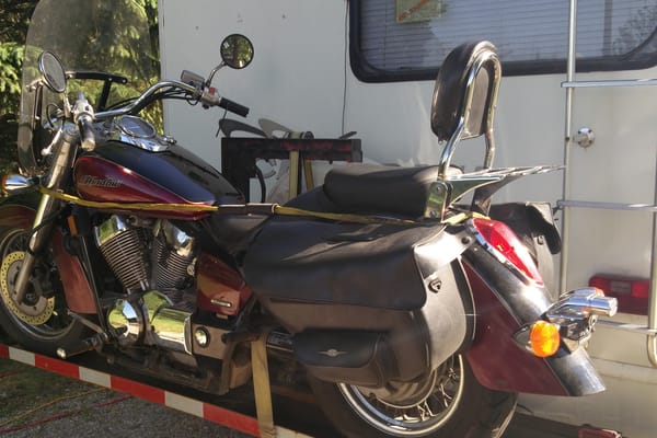 Class C Thor with bike/motorcycle stand 24 feet +option to rent motorcycle -sleeps up to 6