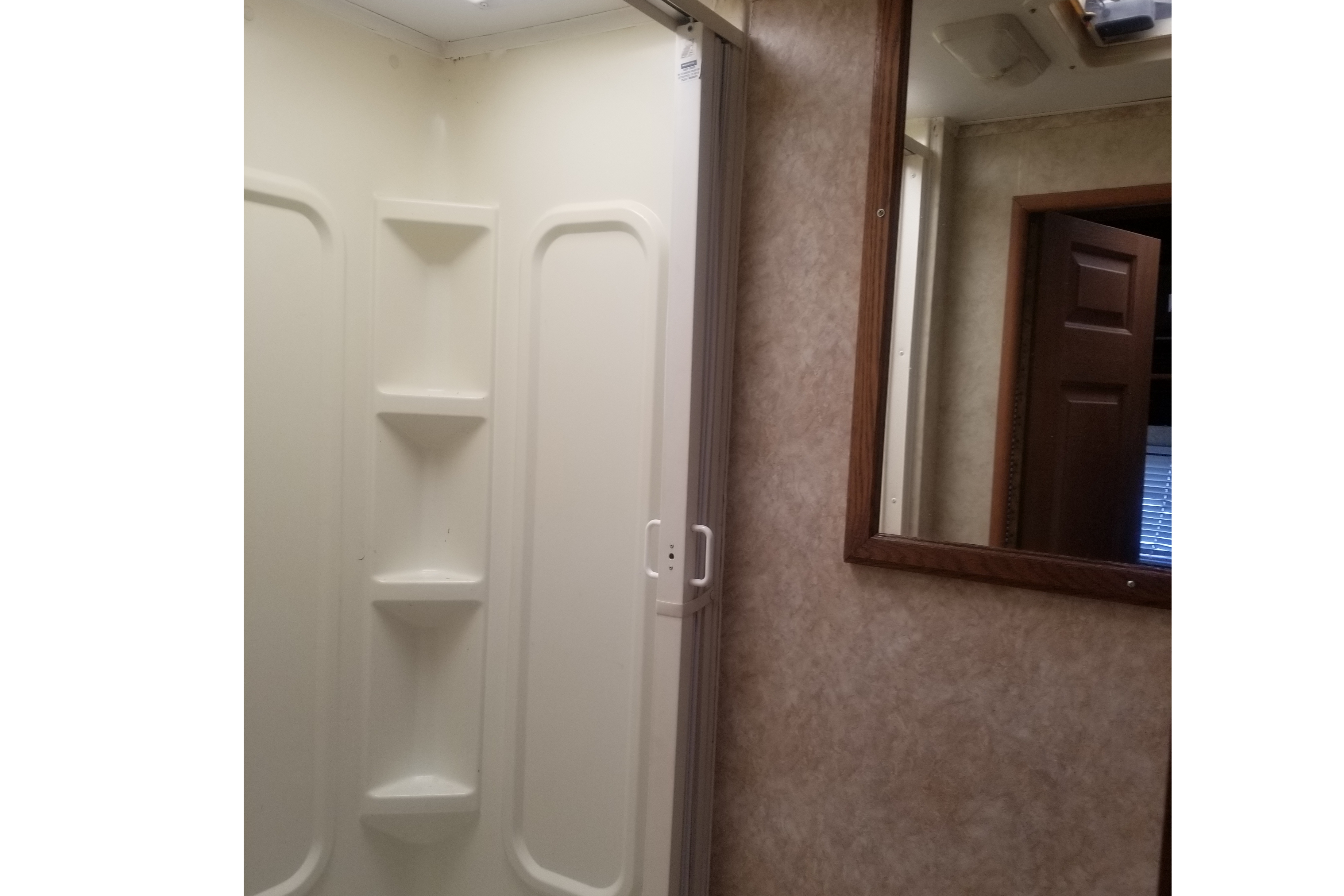 Class C Thor with bike/motorcycle stand  24 feet +option to rent motorcycle -sleeps up to 6