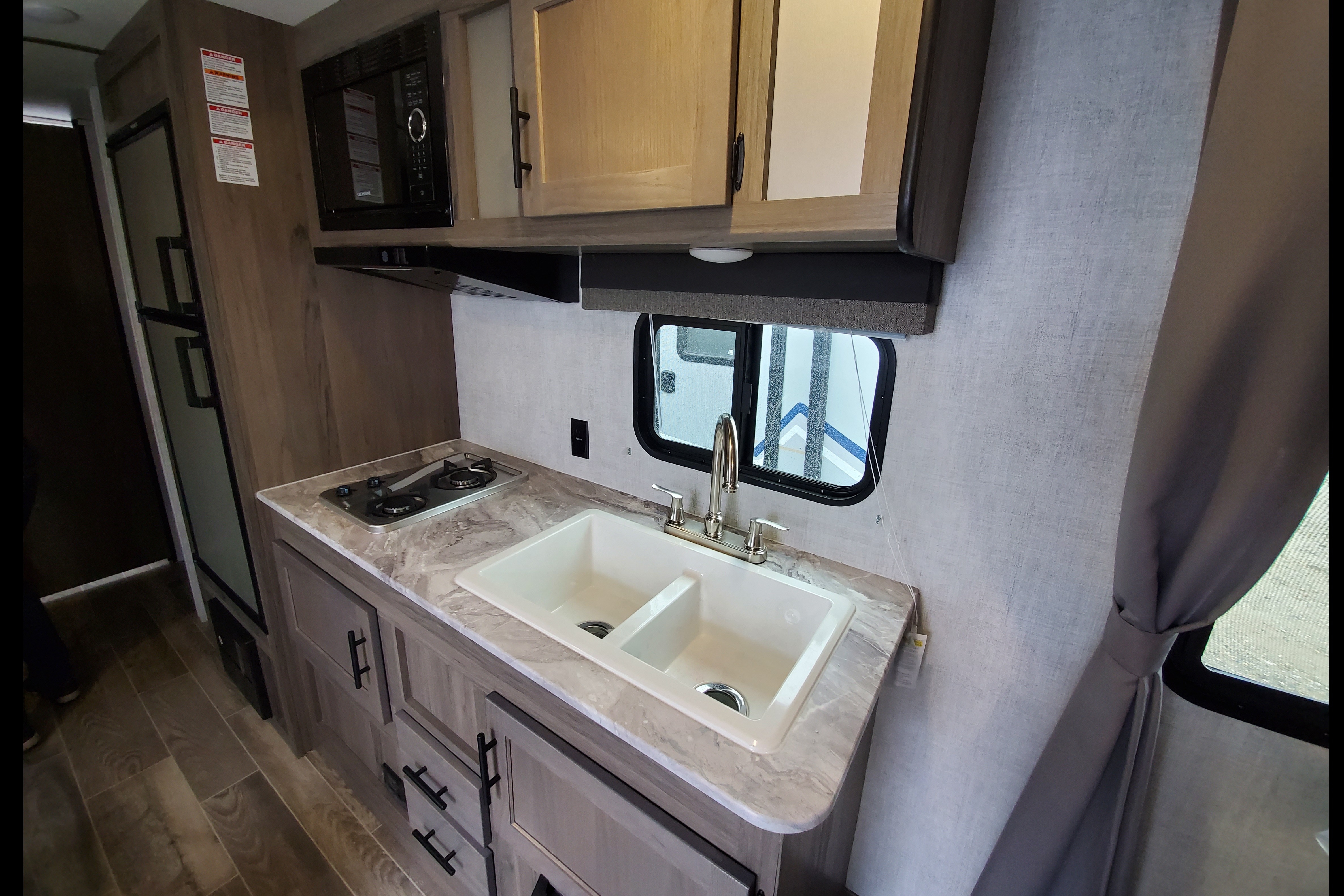 2021 Gulf Stream Conquest Travel Trailer