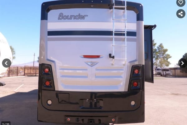 David's Fleetwood Bounder 35K Class A (Fully Stocked)
